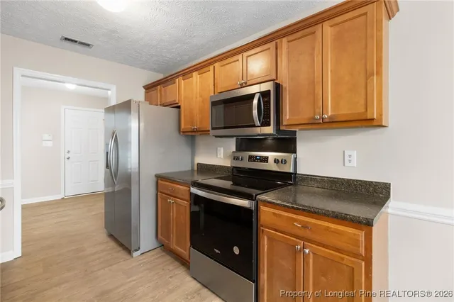 $1,600 | 3022 Burton Drive, Fayetteville, NC 28306