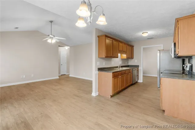 $1,600 | 3022 Burton Drive, Fayetteville, NC 28306