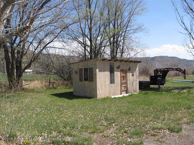 4531 U Road De Beque, CO 81630 - Photo 4 of 17 IMG_4441 (Small)