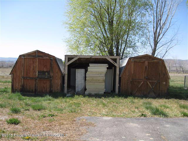4531 U Road De Beque, CO 81630 - Photo 5 of 17 IMG_4443 (Small)