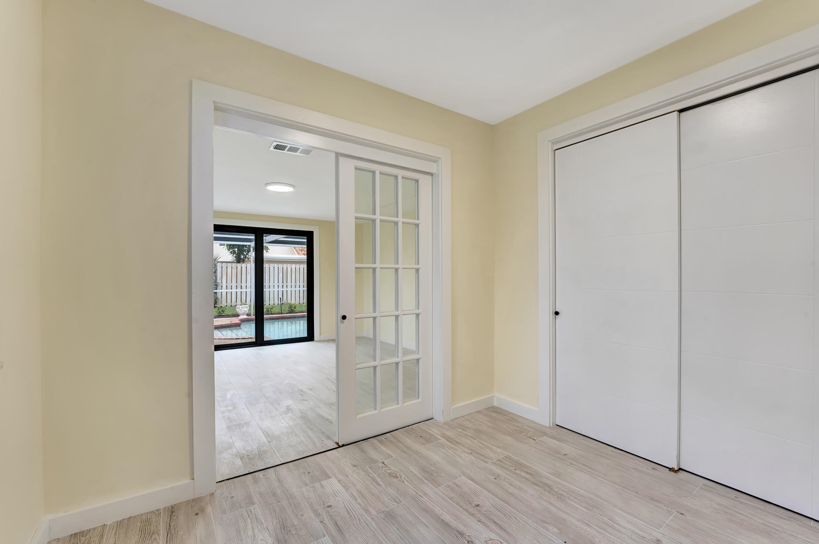 806 Southwest 2nd Street Boca Raton, FL 33486 - Photo 16 of 35 DSC05956