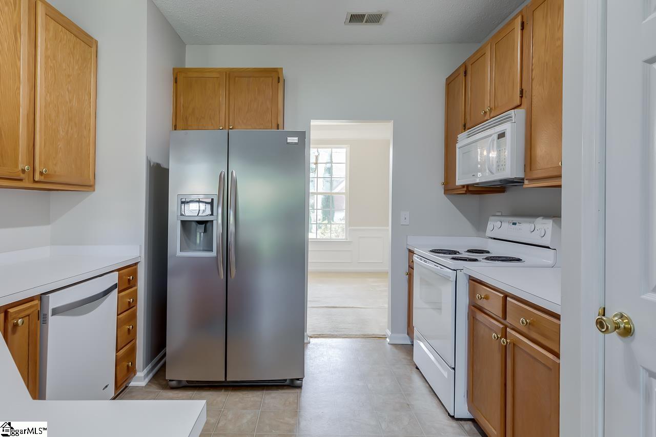 106 Summer Hill Road Simpsonville, SC 29681 - Photo 12 of 25 Gallery Image 12