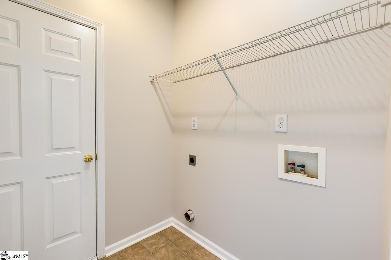 106 Summer Hill Road Simpsonville, SC 29681 - Photo 13 of 25 Gallery Image 13