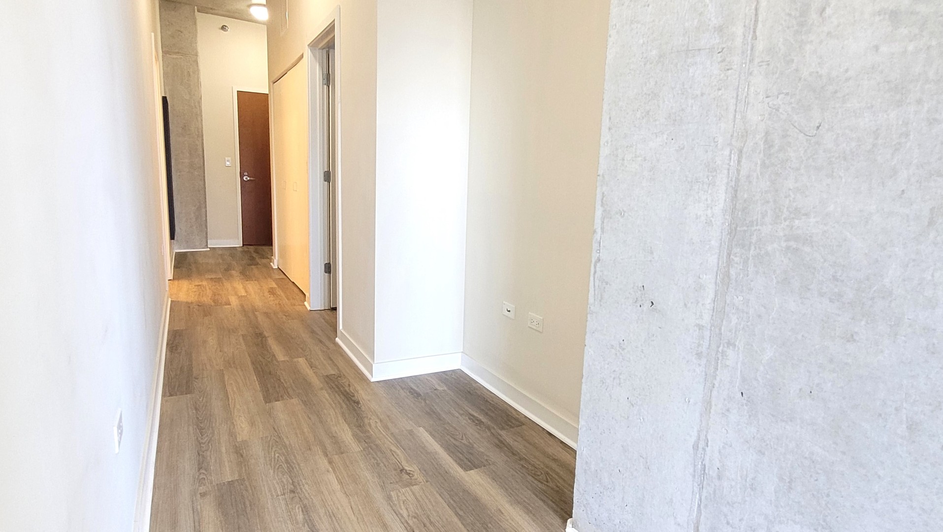 235 West Van Buren Street, Unit 2904 Chicago, IL 60607 - Photo 21 of 25