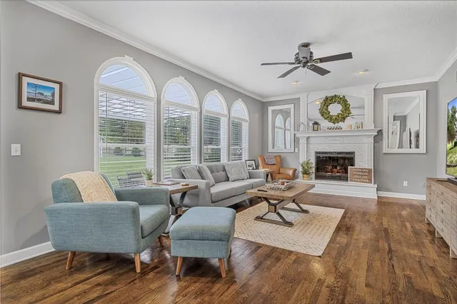 $480,000 | 5625 Meadow View Drive, Shawnee, KS 66226