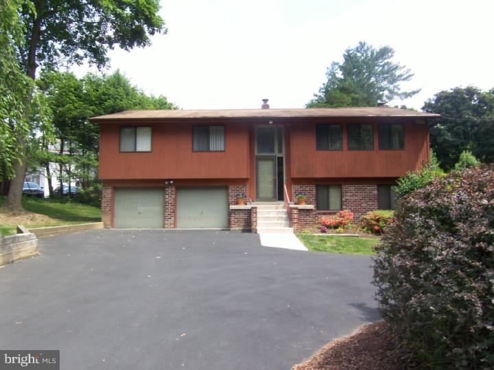 4 Shepherds Lane Wallingford, PA 19086 - Photo 2 of 25 Exterior Front