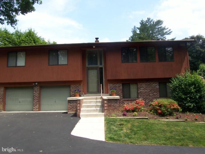 4 Shepherds Lane Wallingford, PA 19086 - Photo 3 of 25 Exterior Front