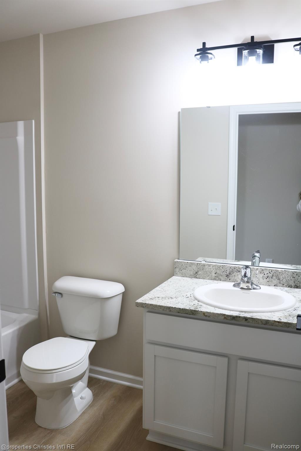15120 Reeck Road Southgate, MI 48195 - Photo 10 of 13 Gallery Image 10