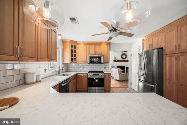 $850,000 | 280 Longview Lane, Kennett Square, PA 19348