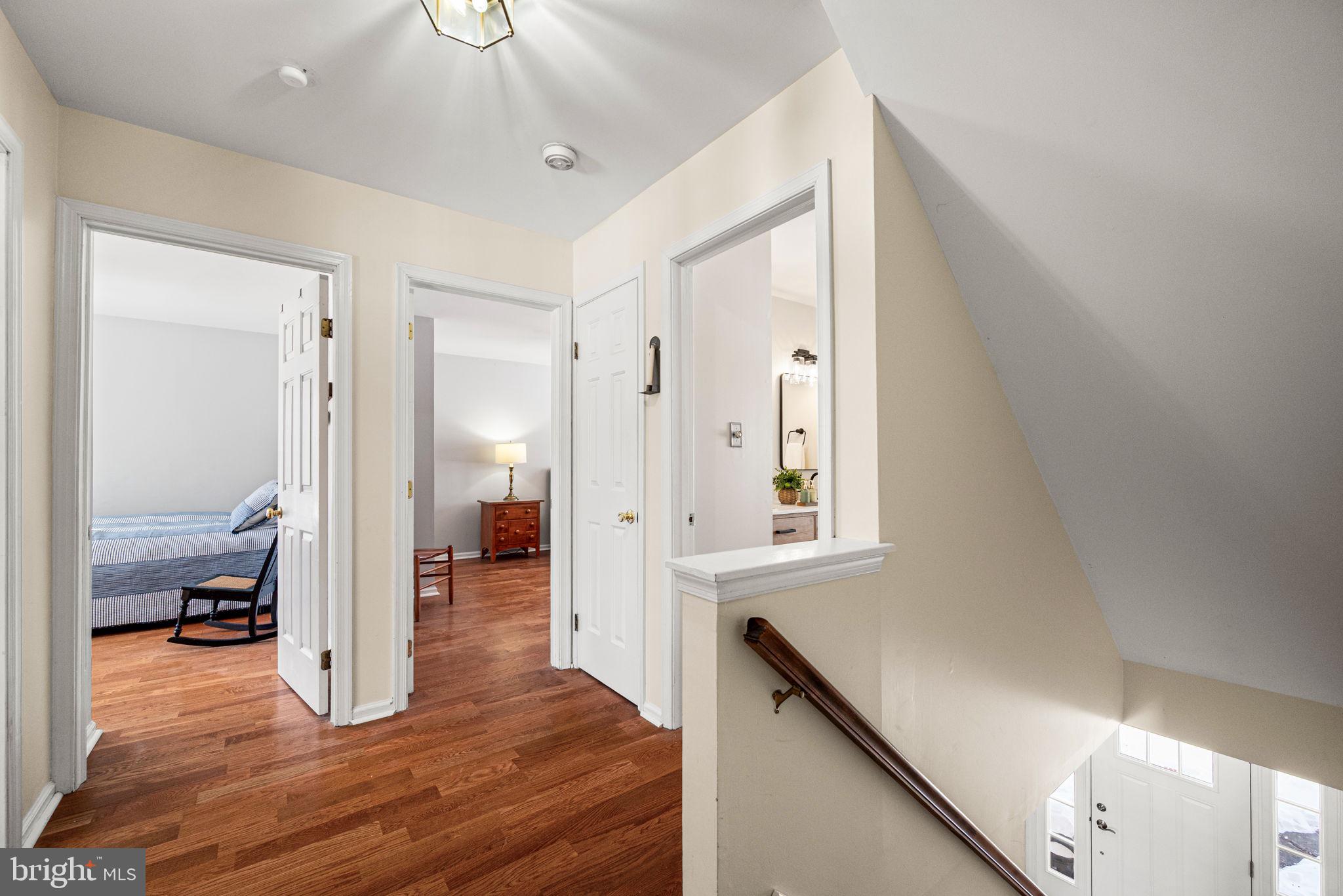 280 Longview Lane Kennett Square, PA 19348 - Photo 24 of 43 2nd Floor Hall