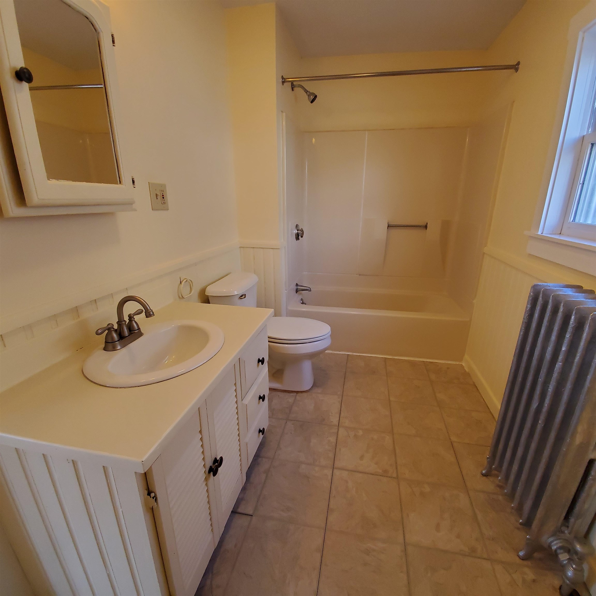 12 South Spring Street, Unit 2 Concord, NH 03301 - Photo 3 of 16