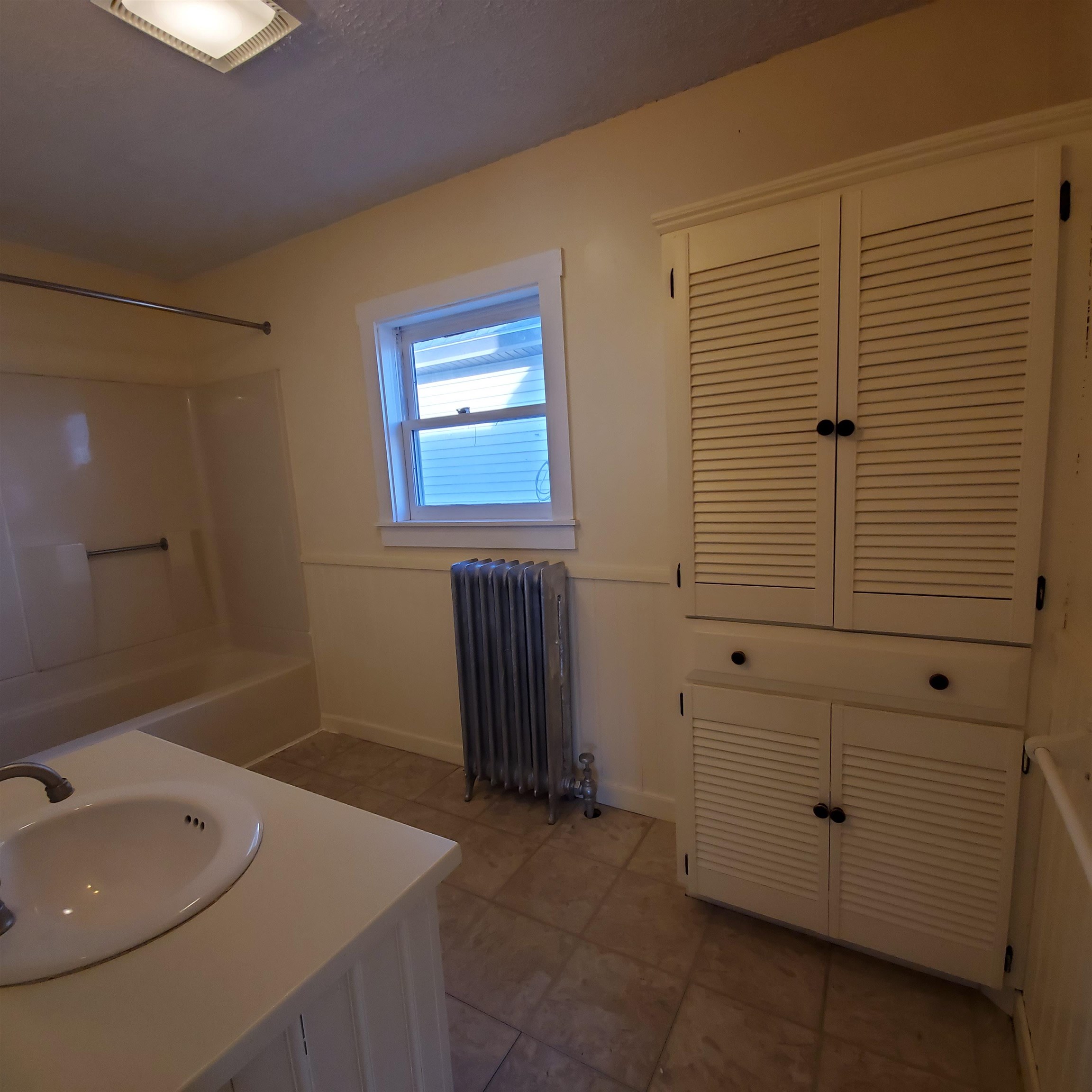 12 South Spring Street, Unit 2 Concord, NH 03301 - Photo 4 of 16