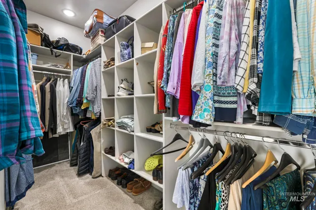 $780,000 | 3319 East 3818th Street North, Kimberly, ID 83341