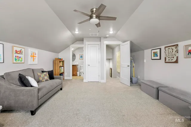 $780,000 | 3319 East 3818th Street North, Kimberly, ID 83341