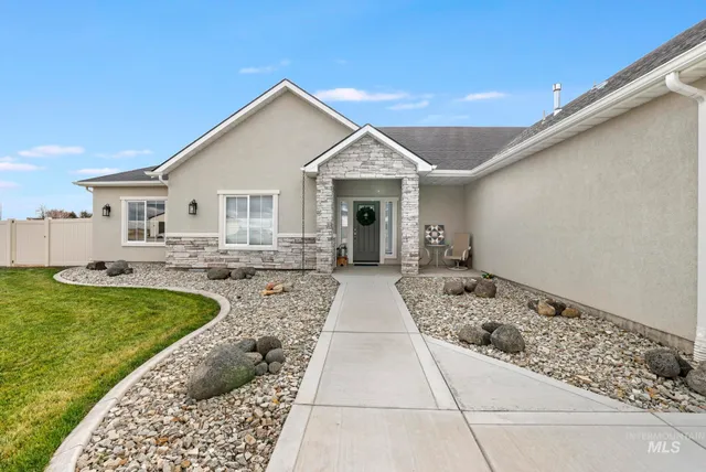 $780,000 | 3319 East 3818th Street North, Kimberly, ID 83341