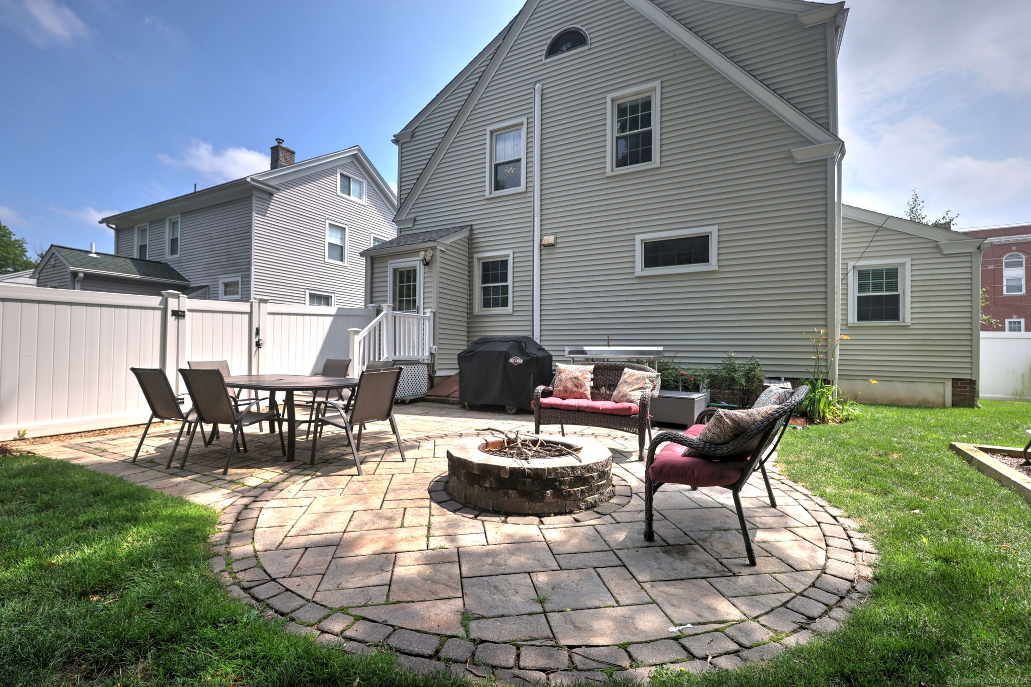 18 Day Spring Avenue Hamden, CT 06518 - Photo 3 of 35 Great outside entertaining space!