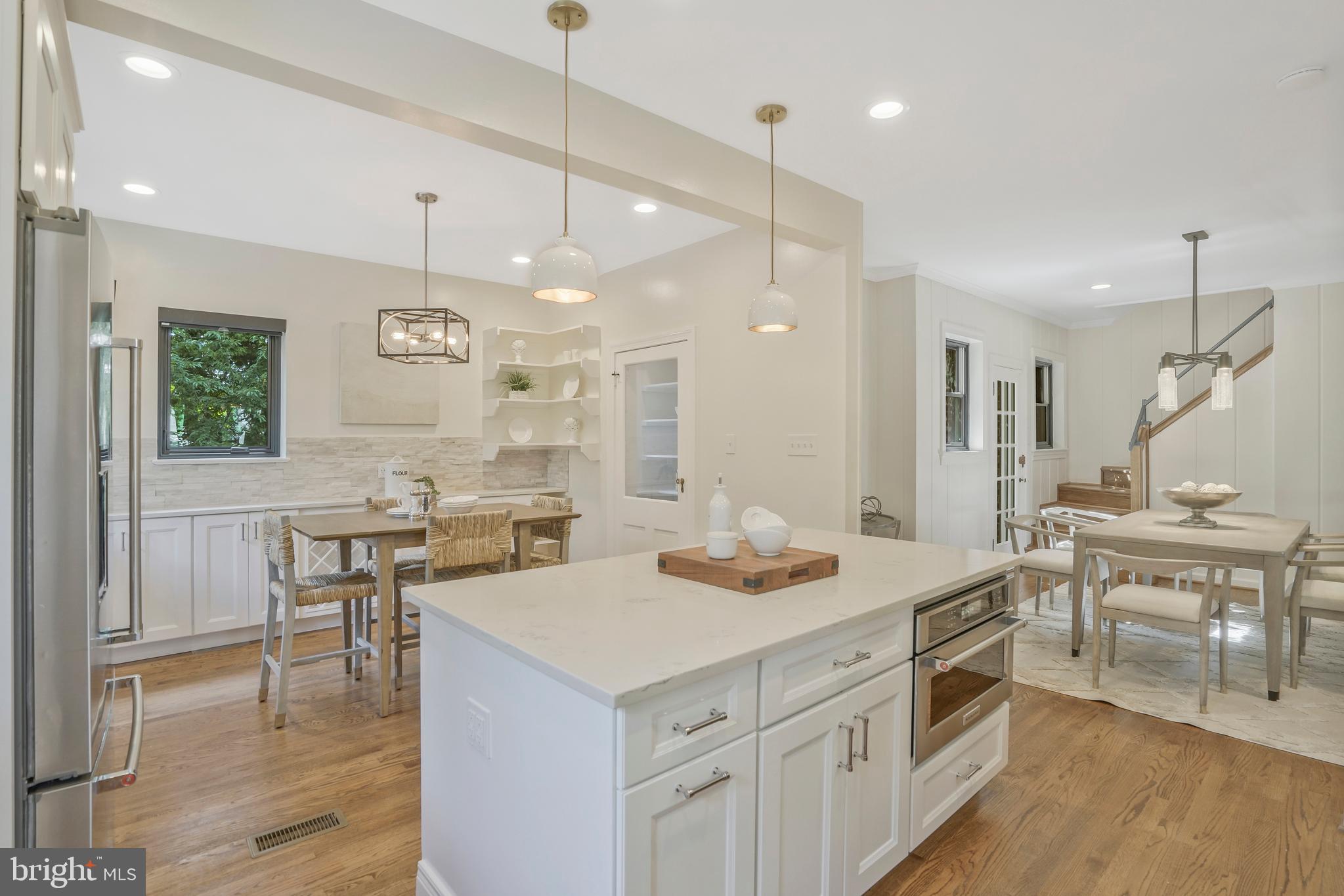 3408 North Glebe Road Arlington, VA 22207 - Photo 12 of 51 Quartz counters