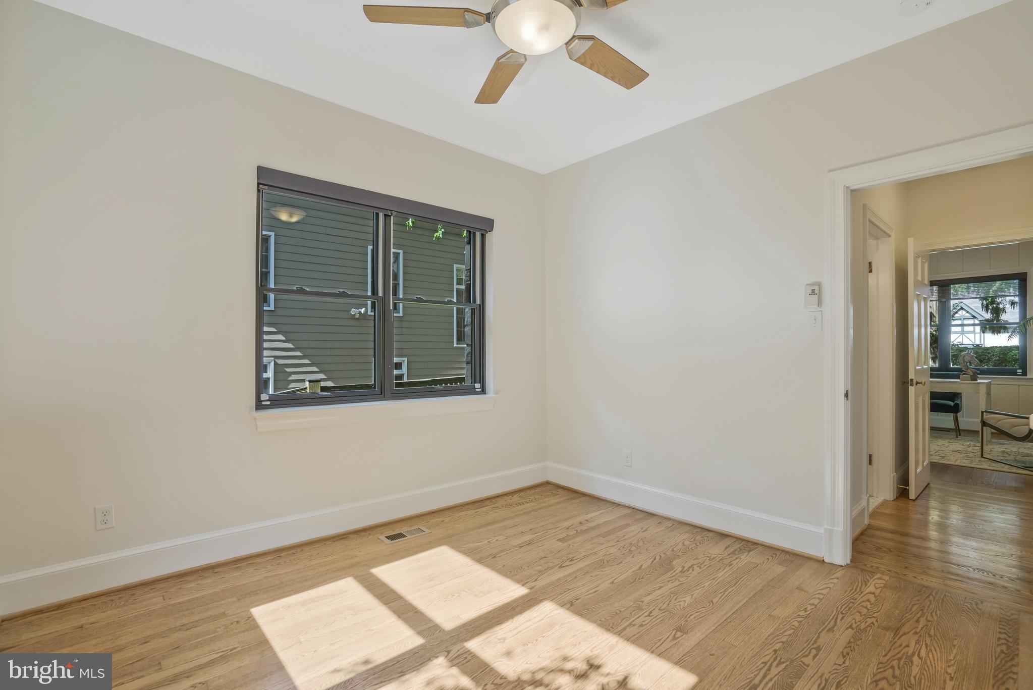 3408 North Glebe Road Arlington, VA 22207 - Photo 20 of 51 Main level bedroom