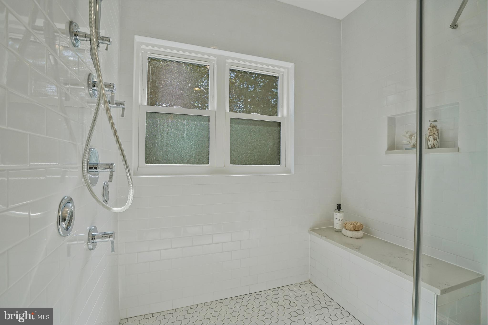 3408 North Glebe Road Arlington, VA 22207 - Photo 28 of 51 Generous sized shower