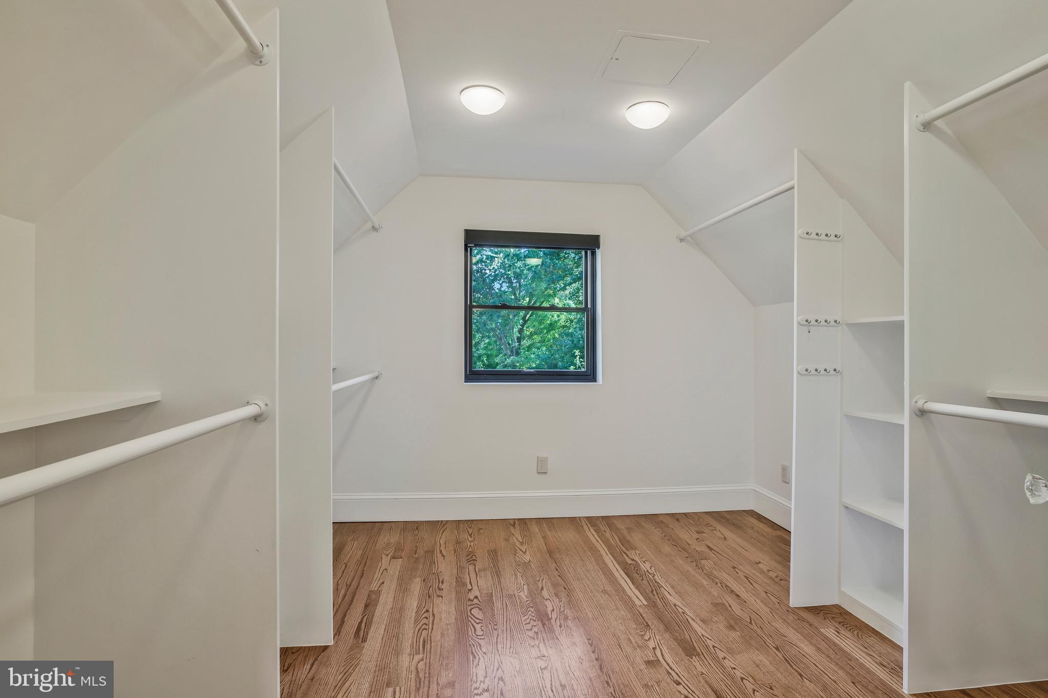 3408 North Glebe Road Arlington, VA 22207 - Photo 29 of 51 Walk-in closet with custom shelving