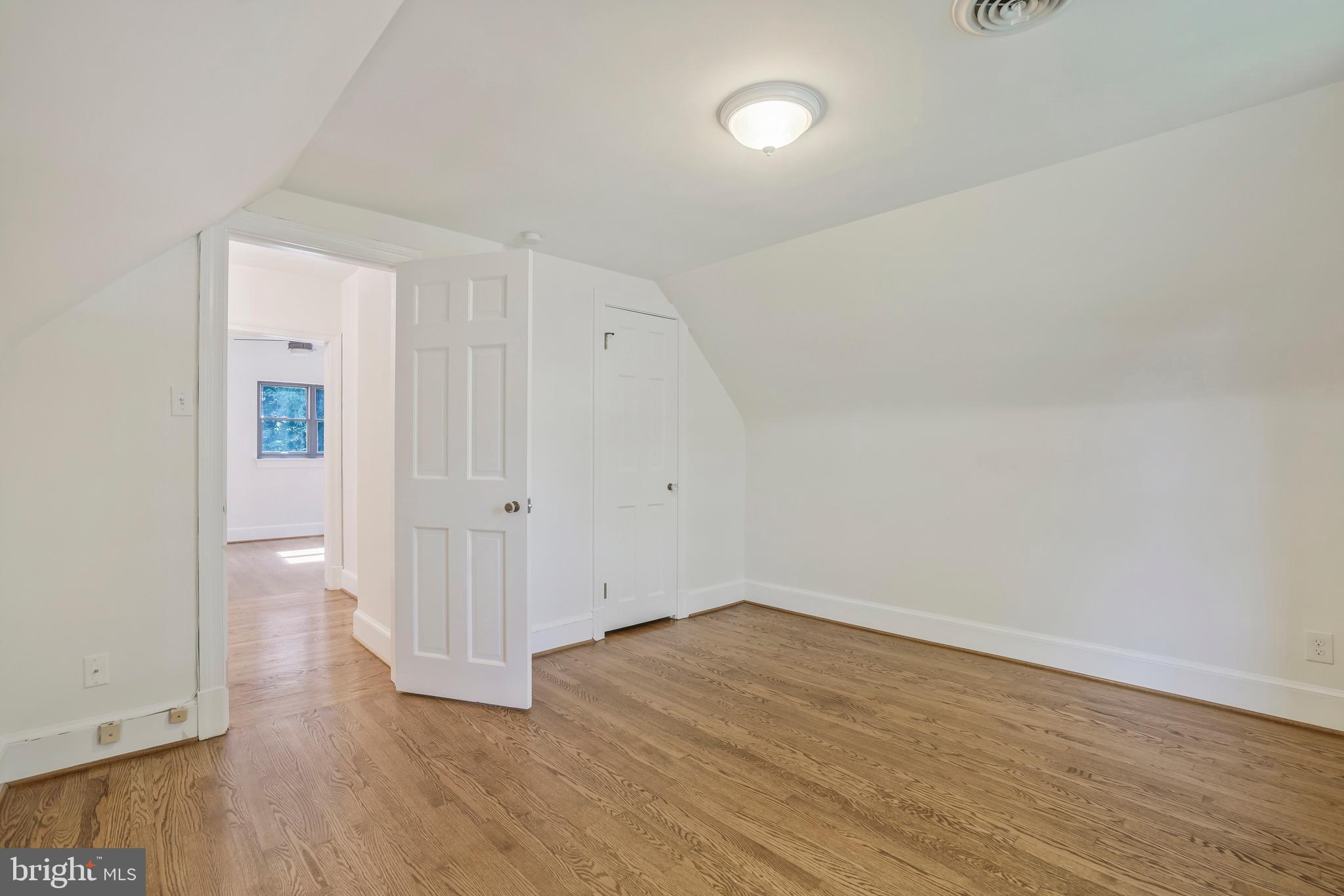 3408 North Glebe Road Arlington, VA 22207 - Photo 36 of 51 Pristine condition