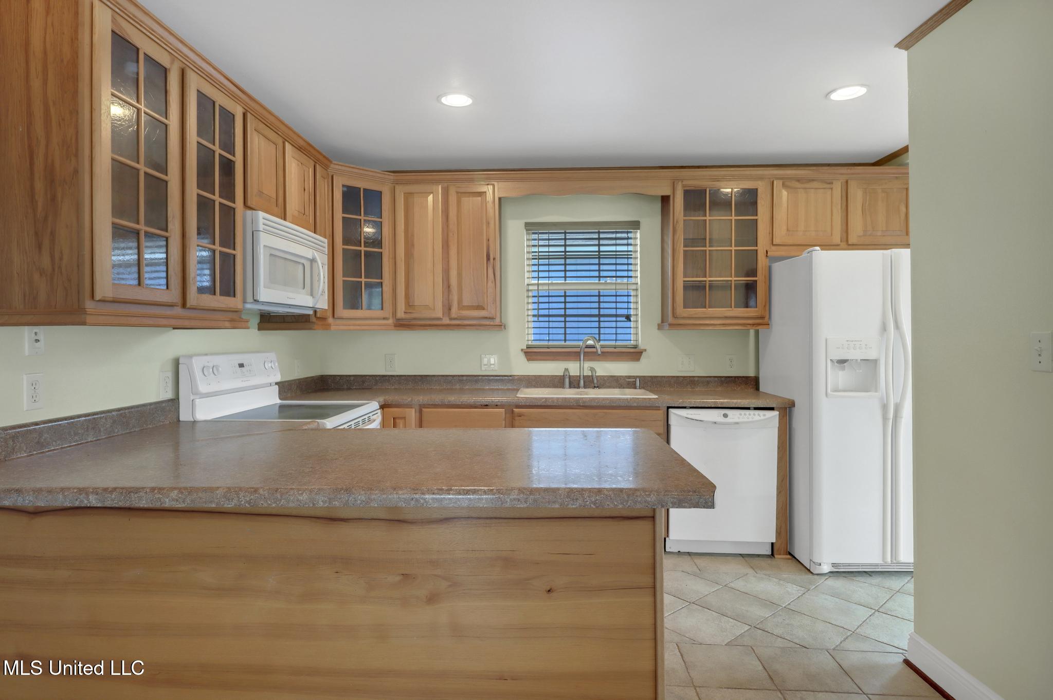 6226 Pontiac Drive Kiln, MS 39556 - Photo 12 of 22 Kitchen