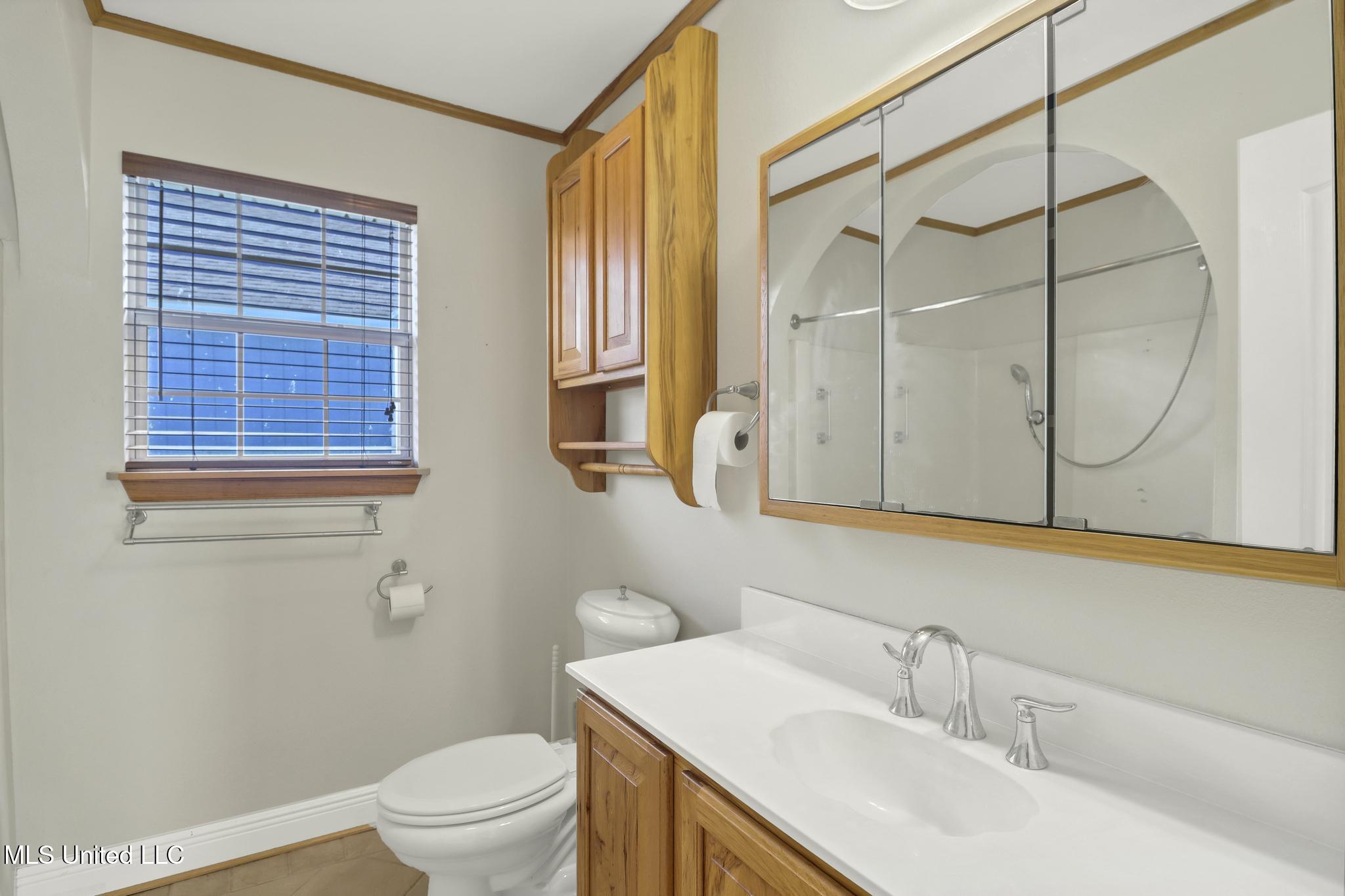 6226 Pontiac Drive Kiln, MS 39556 - Photo 16 of 22 Full bathroom