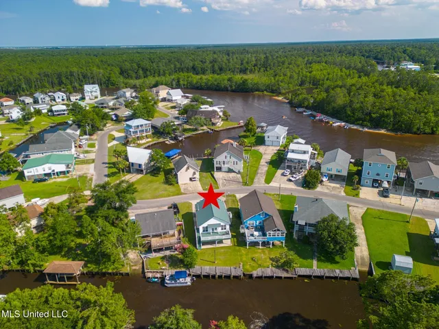 $250,000 | 6226 Pontiac Drive, Kiln, MS 39556