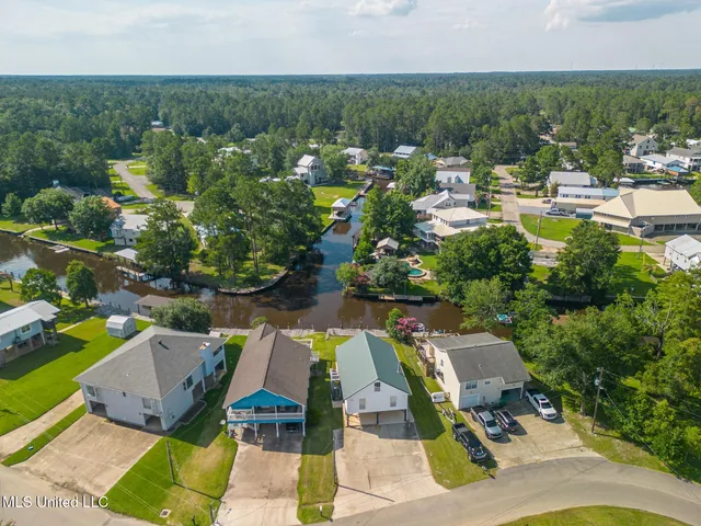 $250,000 | 6226 Pontiac Drive, Kiln, MS 39556