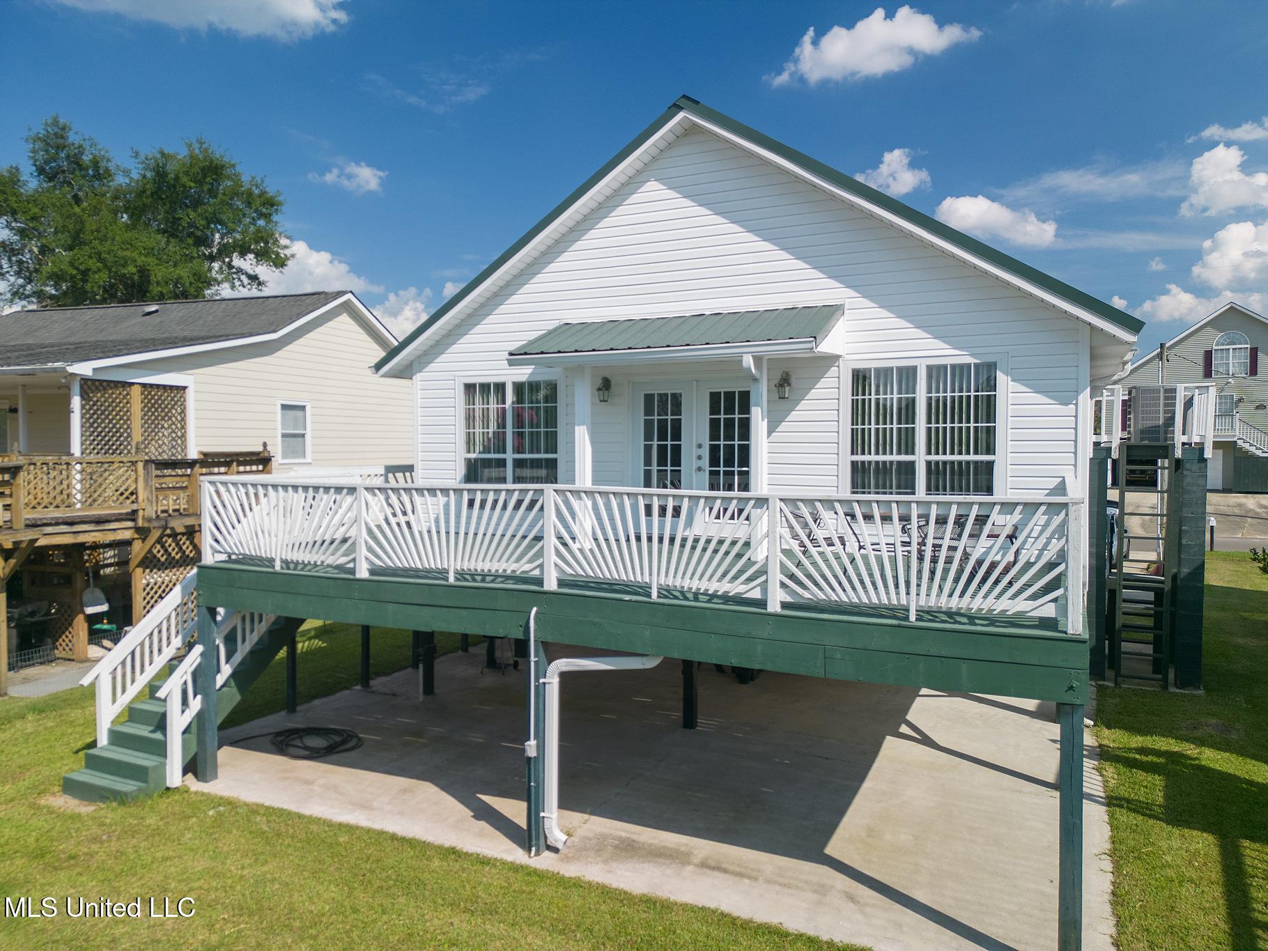 6226 Pontiac Drive Kiln, MS 39556 - Photo 8 of 22 3-22