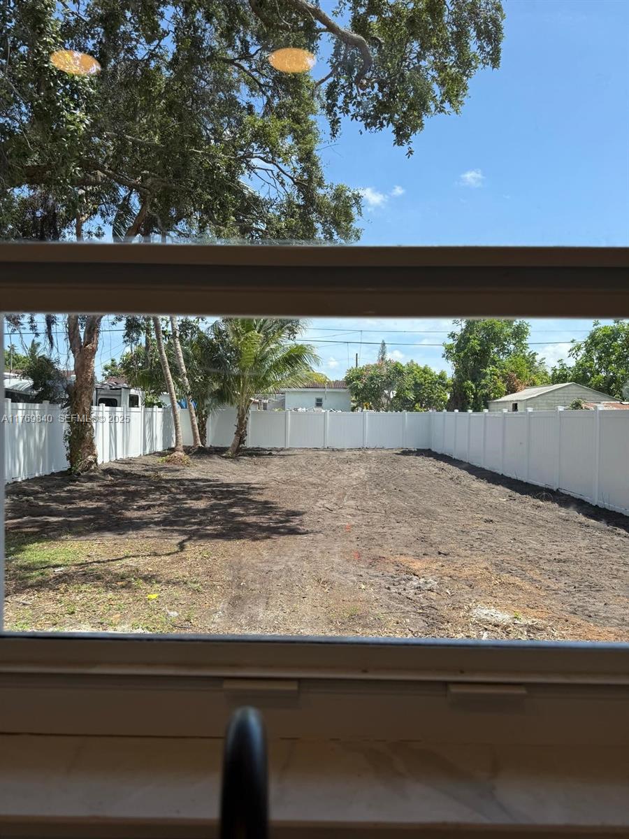 5636 Arthur Street Hollywood, FL 33021 - Photo 22 of 45