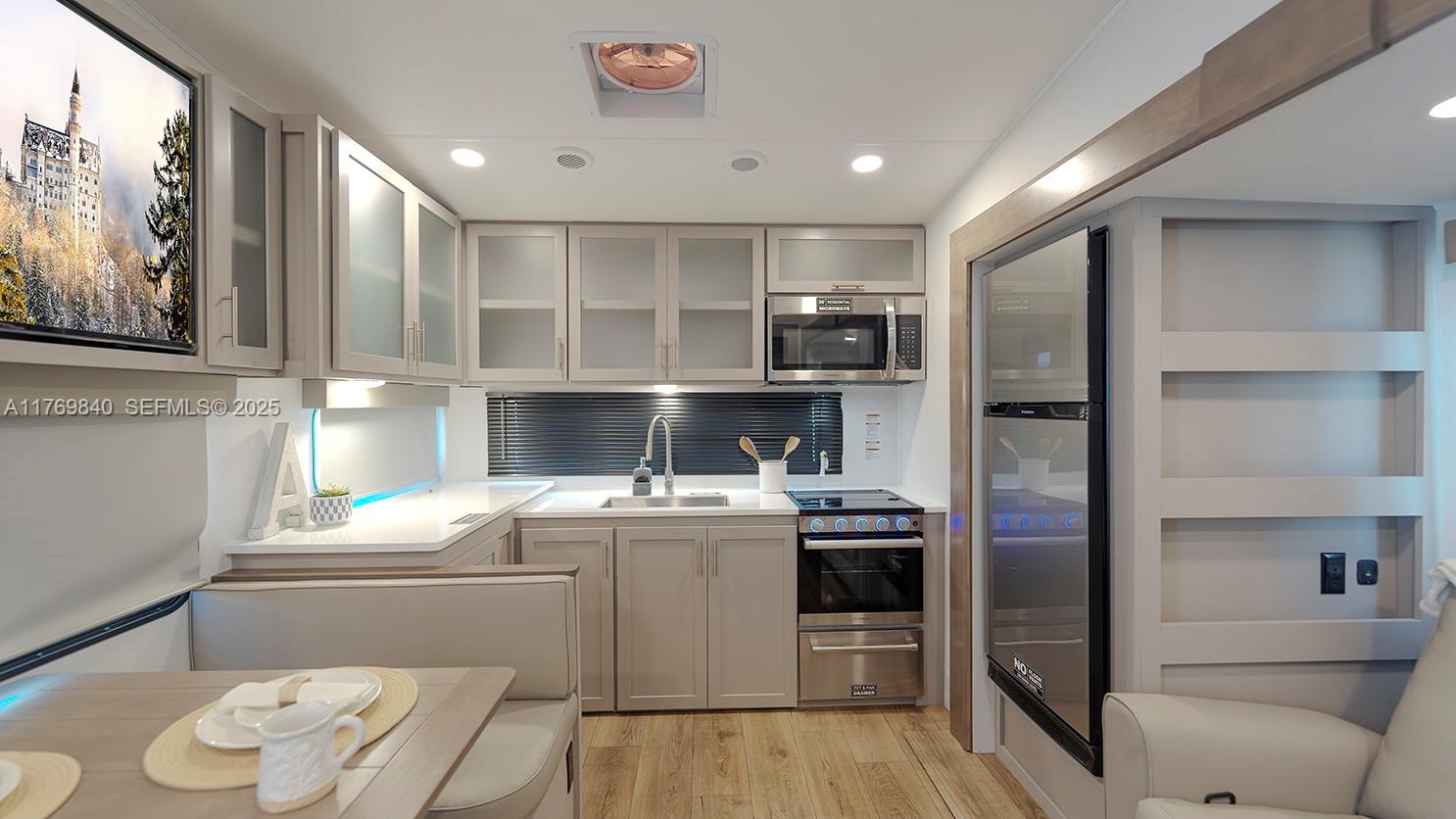 5636 Arthur Street Hollywood, FL 33021 - Photo 30 of 45