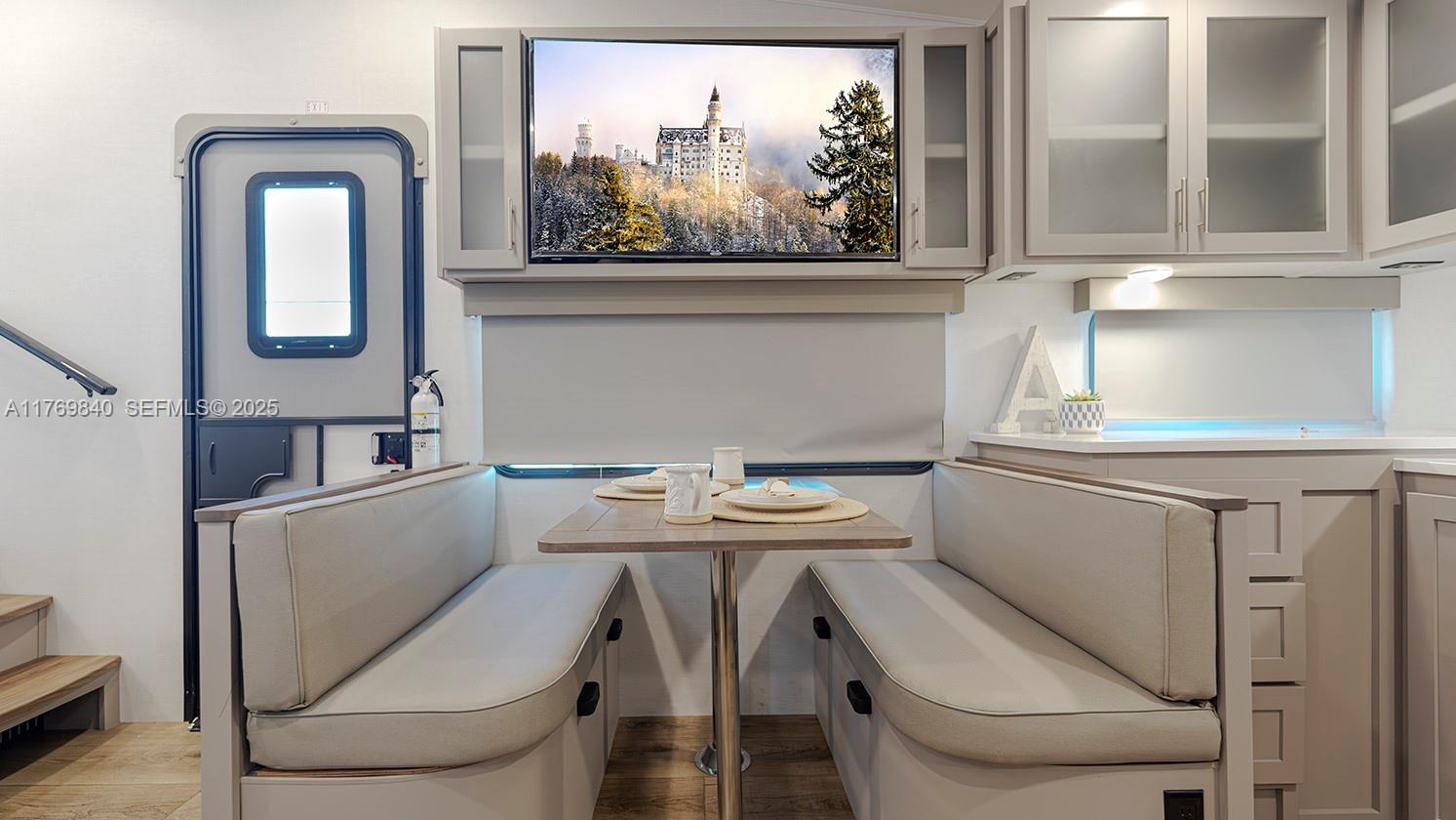 5636 Arthur Street Hollywood, FL 33021 - Photo 32 of 45