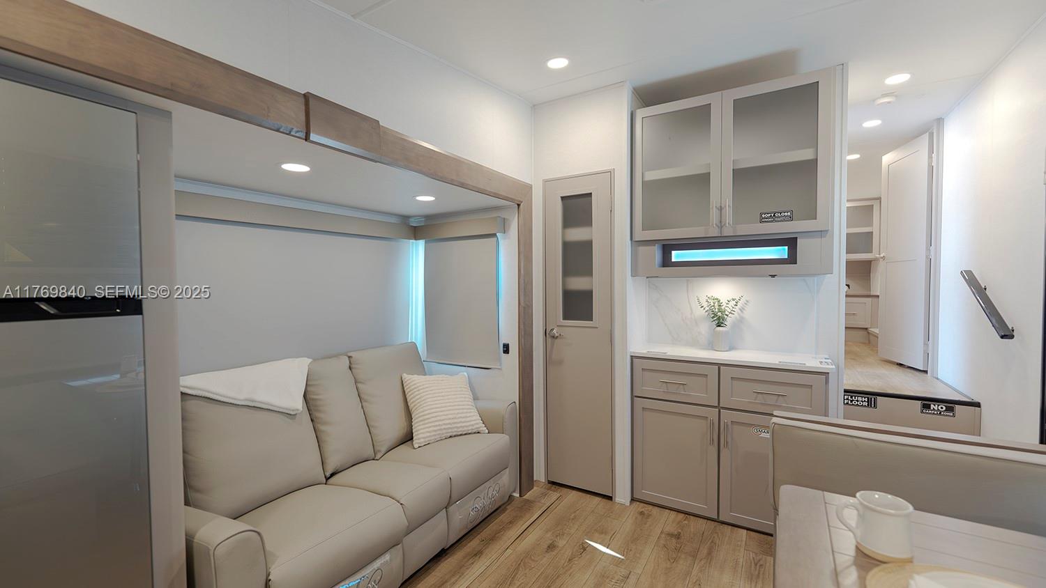 5636 Arthur Street Hollywood, FL 33021 - Photo 35 of 45