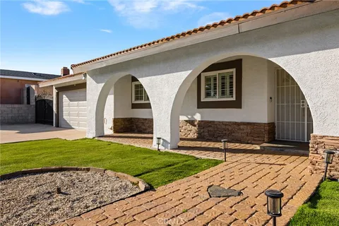 $624,999 | 6113 Riverside Avenue, Rialto, CA 92377