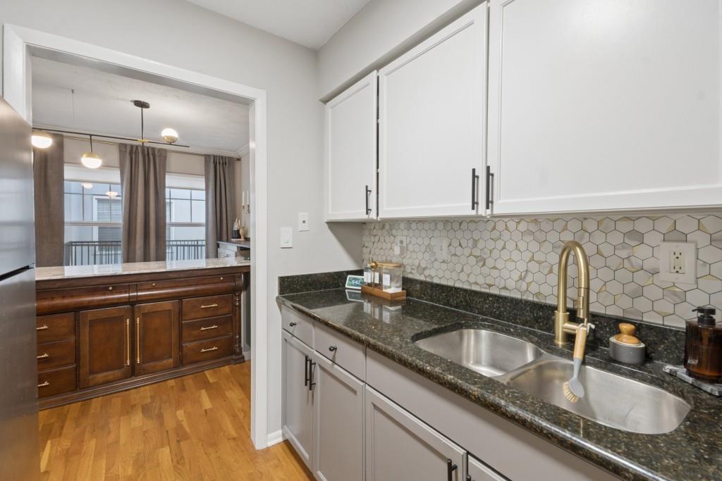 1150 Collier Road Northwest, Unit C14 Atlanta, GA 30318 - Photo 14 of 54