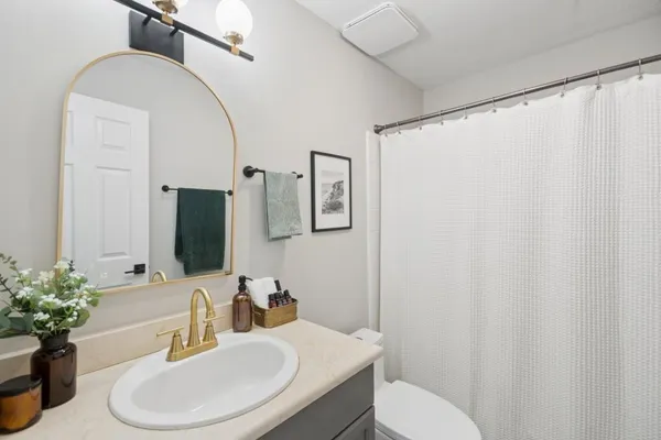 $2,250 | 1150 Collier Road Northwest, Unit C14, Atlanta, GA 30318