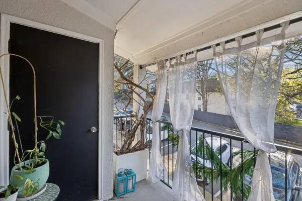 $2,250 | 1150 Collier Road Northwest, Unit C14, Atlanta, GA 30318