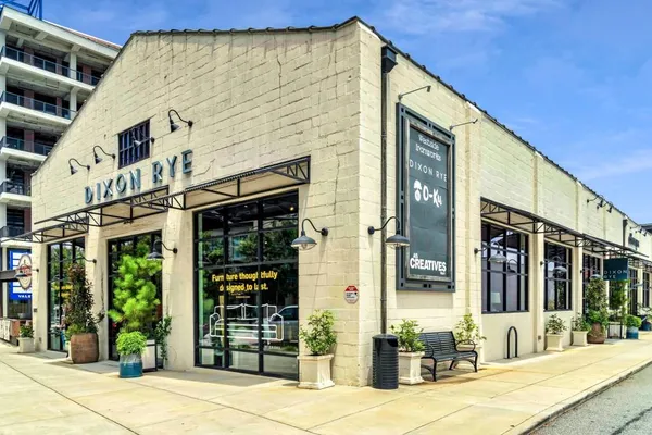 $2,250 | 1150 Collier Road Northwest, Unit C14, Atlanta, GA 30318