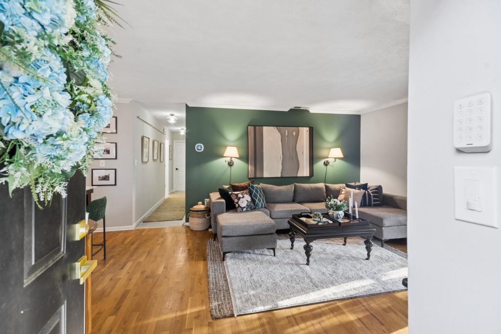 1150 Collier Road Northwest, Unit C14 Atlanta, GA 30318 - Photo 5 of 54