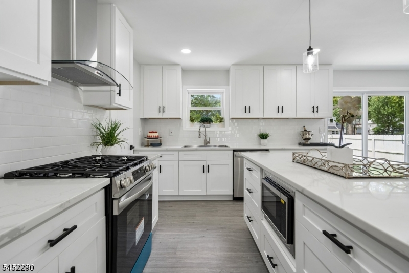 26 Hunterdon Road West Orange, NJ 07052 - Photo 11 of 39 Gallery Image 11