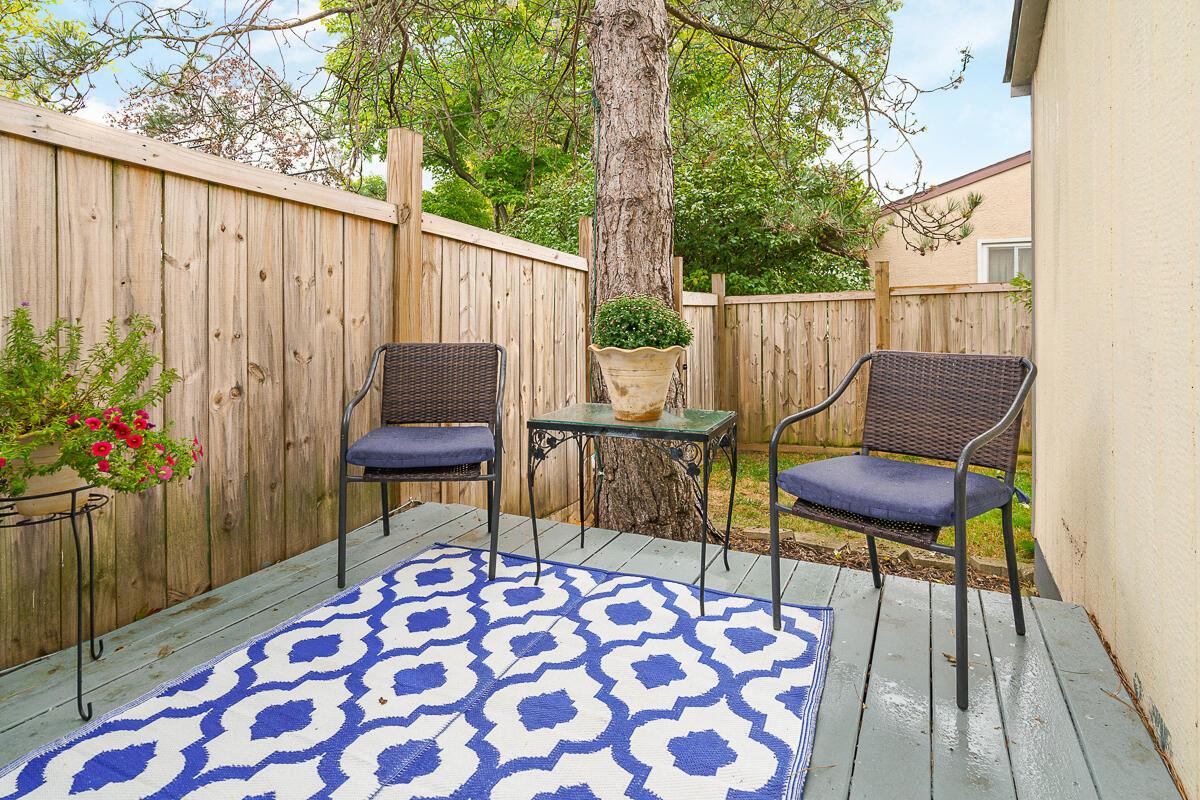 3090 North Star Road Columbus, OH 43221 - Photo 42 of 44 3090 deck 2