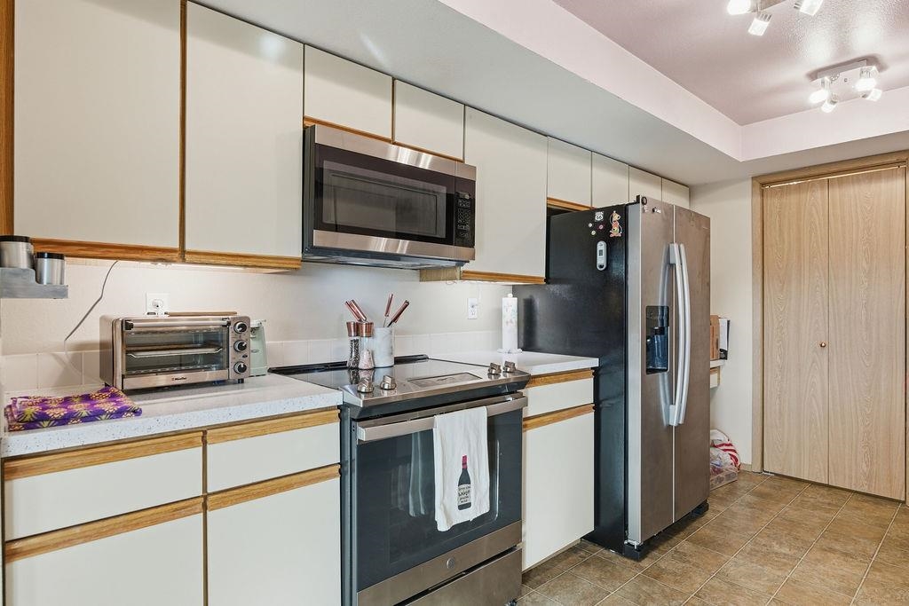 166 South Coeur D'Alene Street, Unit D305 Spokane, WA 99201 - Photo 12 of 20