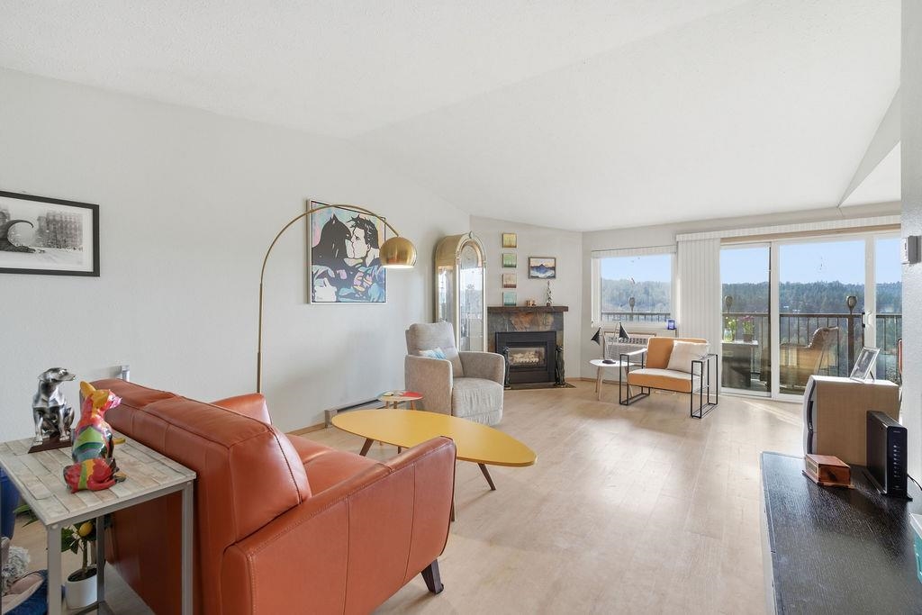 166 South Coeur D'Alene Street, Unit D305 Spokane, WA 99201 - Photo 4 of 20