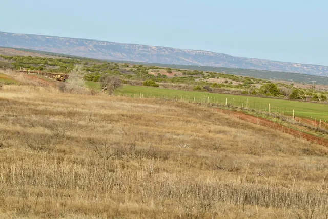 $268,800 | Tx-86, Turkey, TX 79261