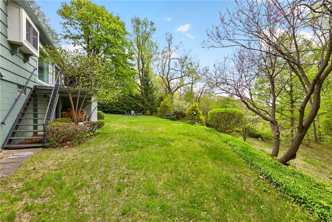 131 Panorama Trail Rochester, NY 14625 - Photo 32 of 50