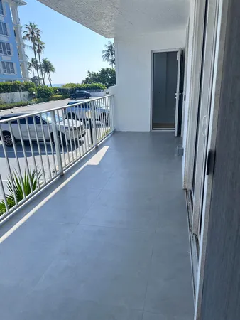 $595,000 | 800 Southeast 20th Avenue, Unit 105, Deerfield Beach, FL 33441