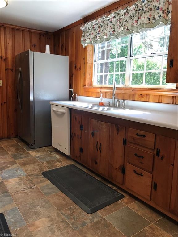 211 Fork Bixby Road Advance, NC 27006 - Photo 12 of 31 Gallery Image 12