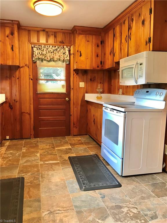 211 Fork Bixby Road Advance, NC 27006 - Photo 8 of 31 Gallery Image 8