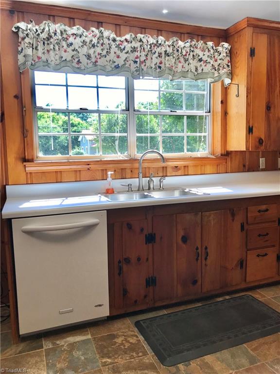 211 Fork Bixby Road Advance, NC 27006 - Photo 10 of 31 Gallery Image 10